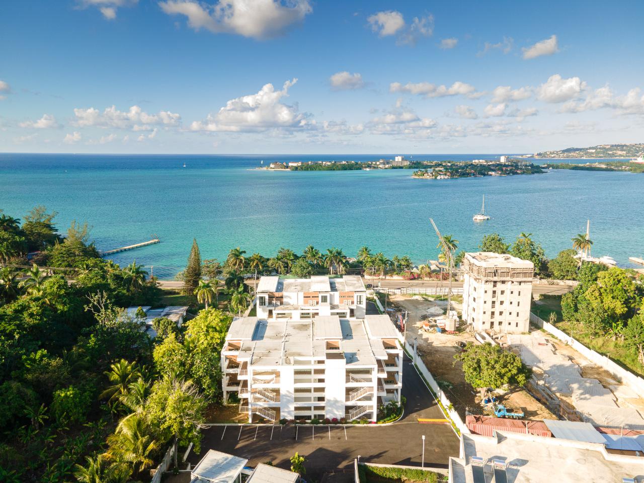 Second image of Unit 5- Paradise Bay in Reading, St. James, Jamaica - property is For Rent