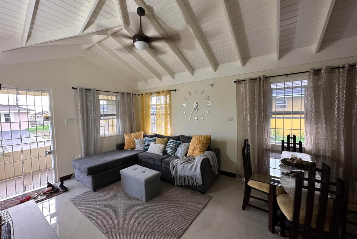 Fifth image of 154 Harmony Close Colbeck Man in Old Harbour, St. Catherine, Jamaica - property is For Sale