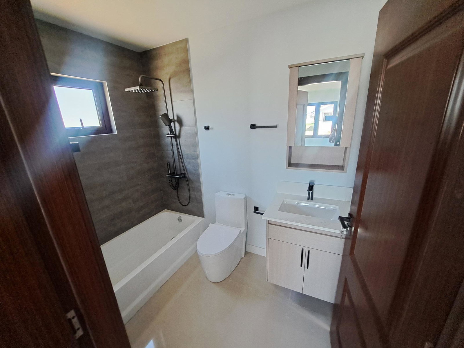 Fifteenth image of 484 Oak Estate, Bernard Lodge in Bernard Lodge, St. Catherine, Jamaica - property is For Rent