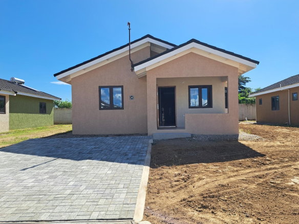 First image of 484 Oak Estate, Bernard Lodge in Bernard Lodge, St. Catherine, Jamaica - property is For Rent