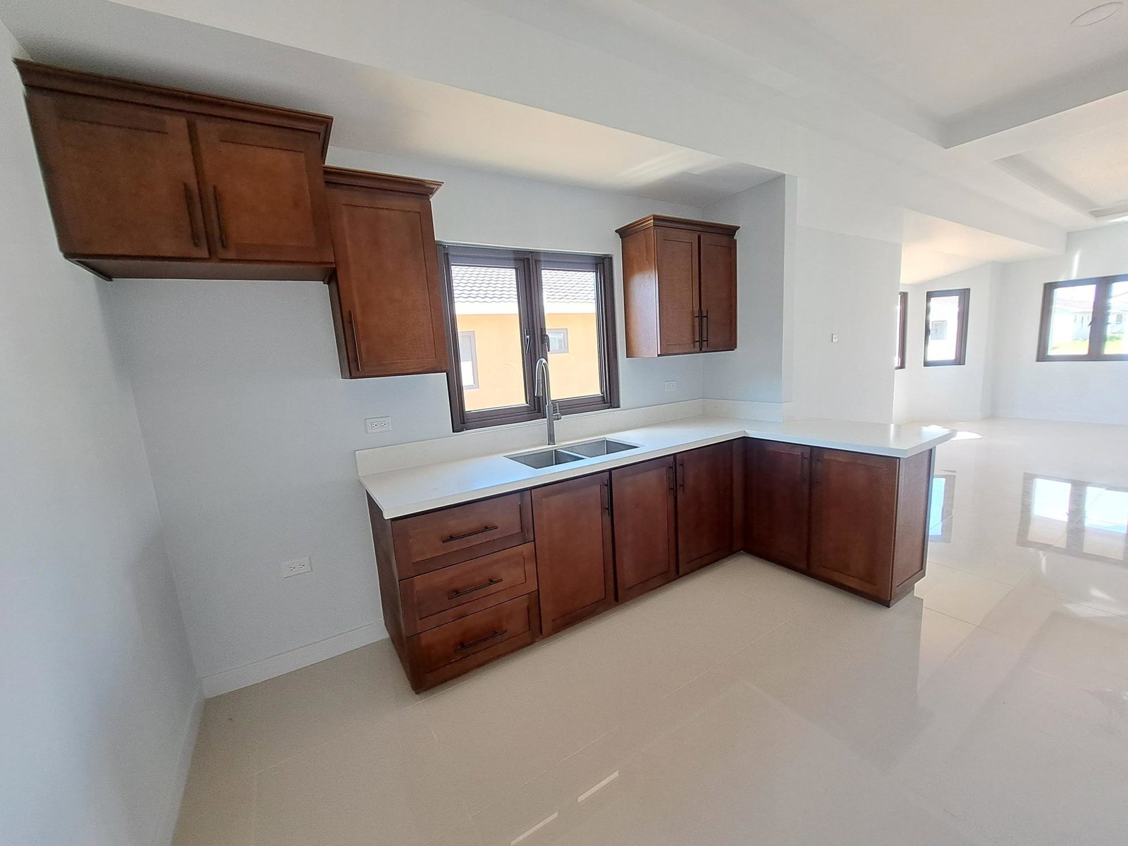 Seventh image of 484 Oak Estate, Bernard Lodge in Bernard Lodge, St. Catherine, Jamaica - property is For Rent