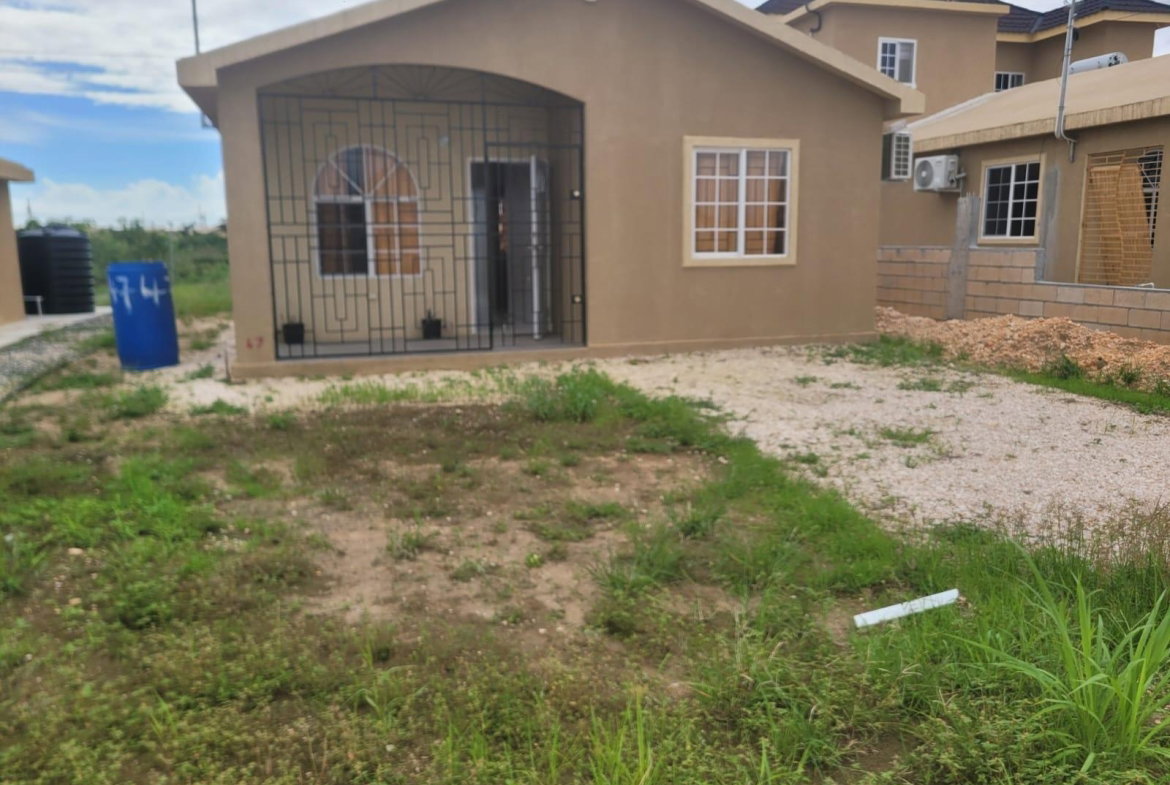 First image of Lot 47 Phoenix Park in Phoenix Park, St. Catherine, Jamaica - property is For Rent