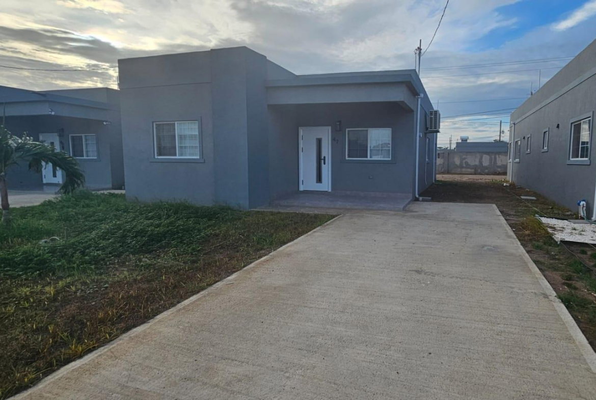 Eighth image of C47-c47 Port Ridge Circle in Greater Portmore, St. Catherine, Jamaica - property is For Rent