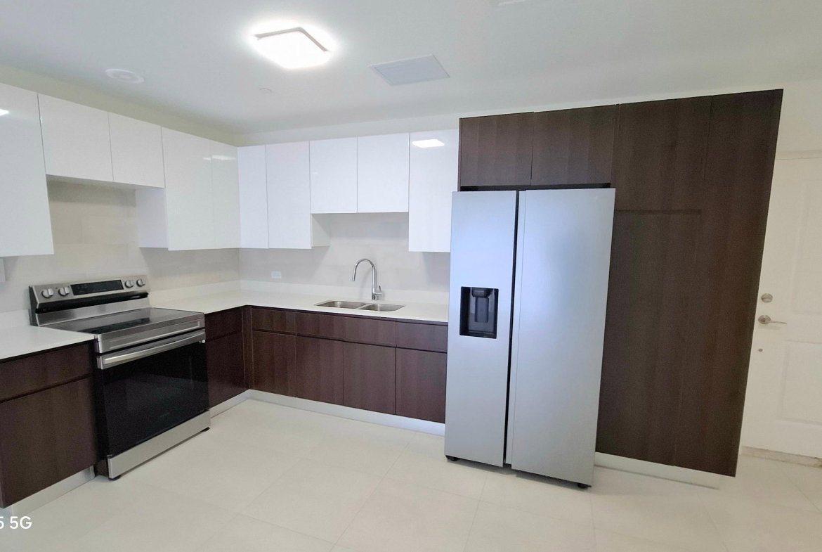 Twelfth image of b 401-4 Musgrave in NEW KINGSTON, St. Andrew, Jamaica - property is For Rent