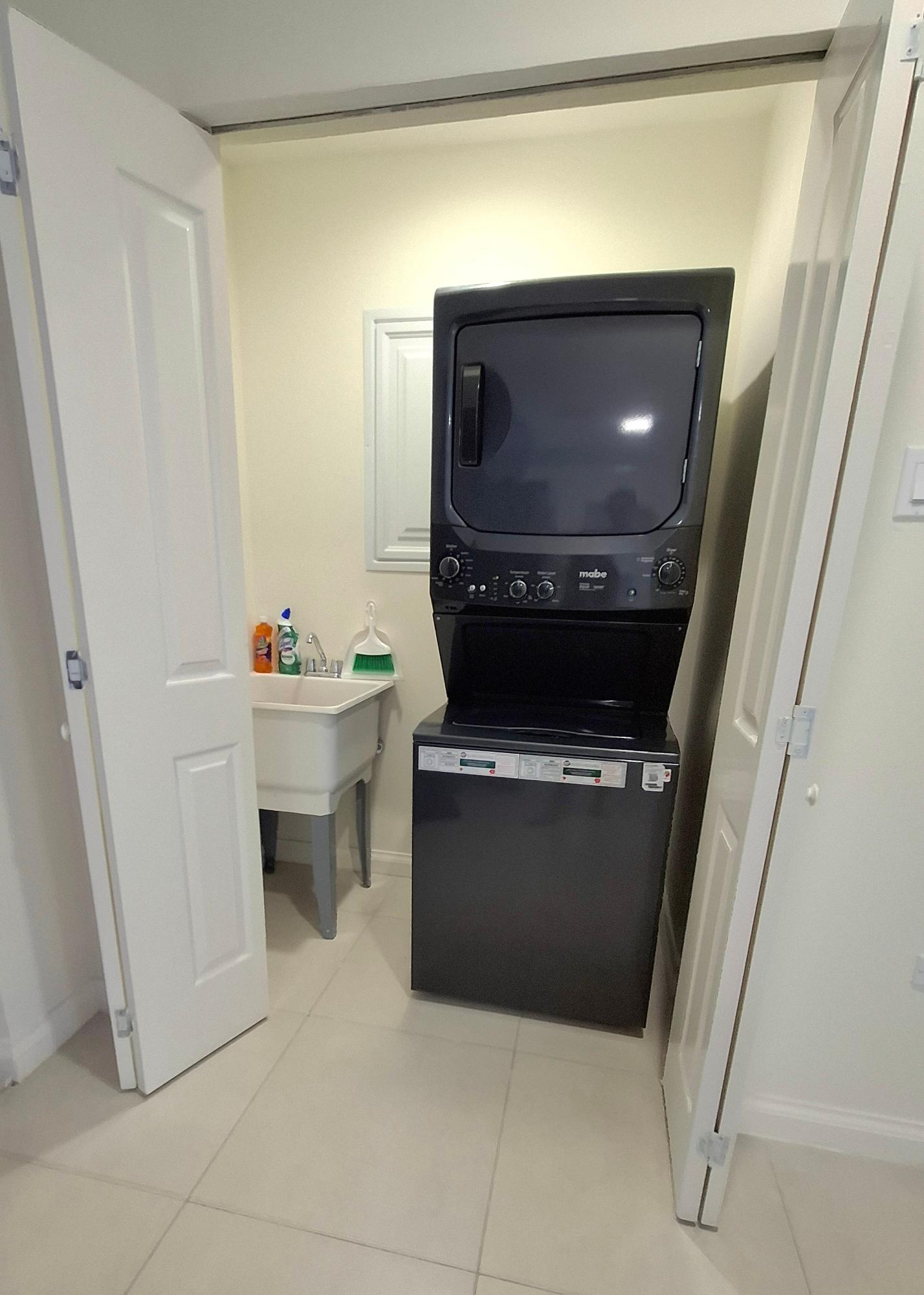 Fourteenth image of b 401-4 Musgrave in NEW KINGSTON, St. Andrew, Jamaica - property is For Rent