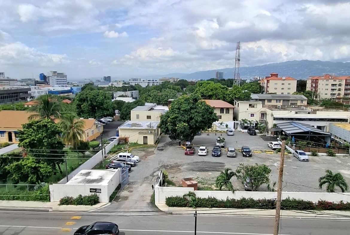 Thirtieth image of b 401-4 Musgrave in NEW KINGSTON, St. Andrew, Jamaica - property is For Rent