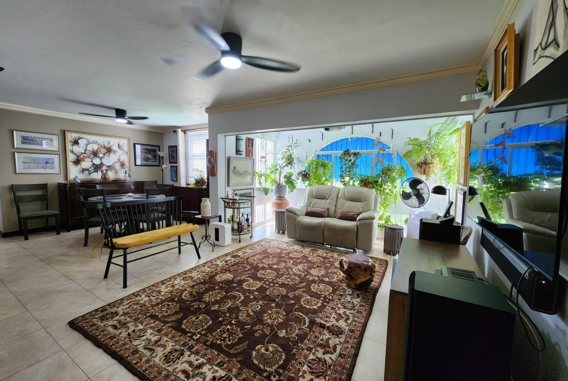 Fifth image of 3j East-17 Kingsway in Kingston 10, St. Andrew, Jamaica - property is For Sale