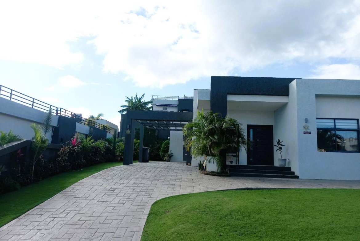 Third image of 117 Pyramid Point in Ocho Rios, St. Ann, Jamaica - property is For Sale