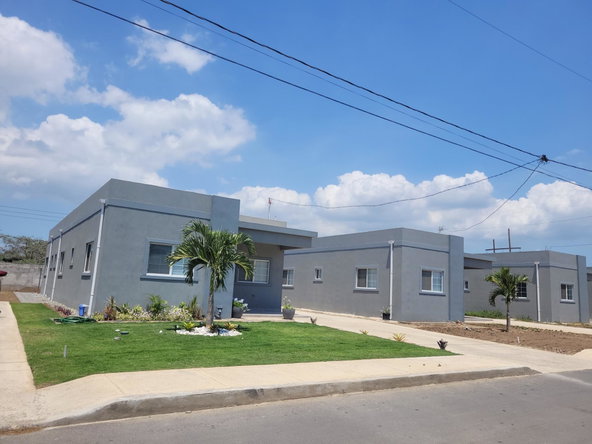 Second image of 32 Cambridge Circ., Brompton in Dunbeholding, St. Catherine, Jamaica - property is For Rent