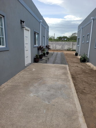Seventeenth image of 32 Cambridge Circ., Brompton in Dunbeholding, St. Catherine, Jamaica - property is For Rent