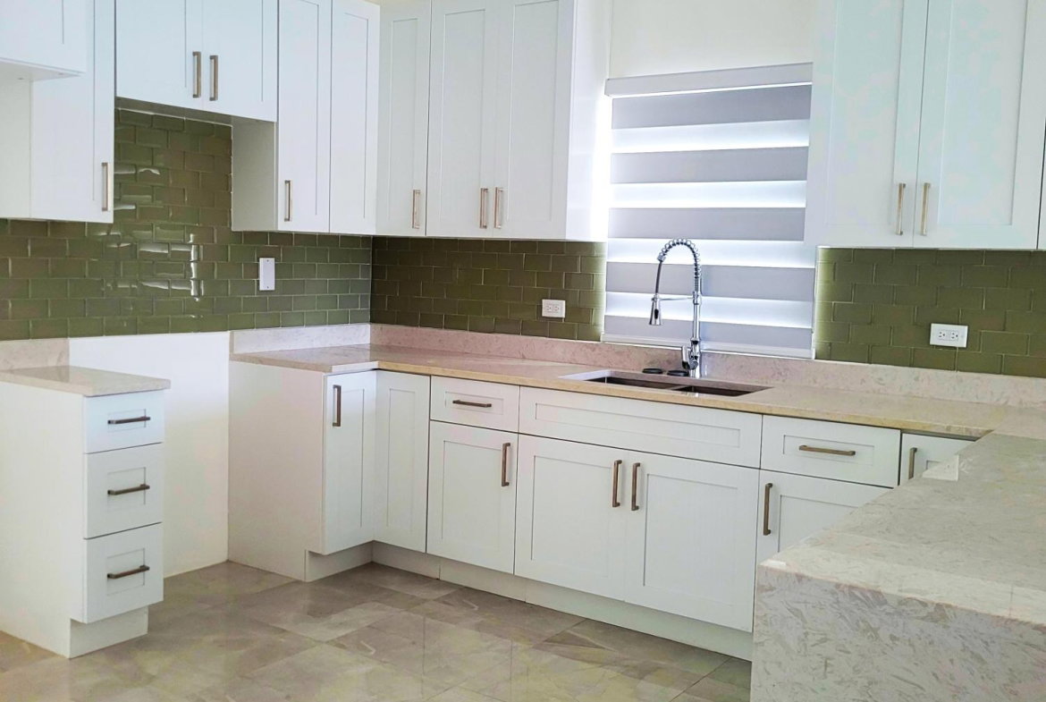 Sixth image of 32 Cambridge Circ., Brompton in Dunbeholding, St. Catherine, Jamaica - property is For Rent