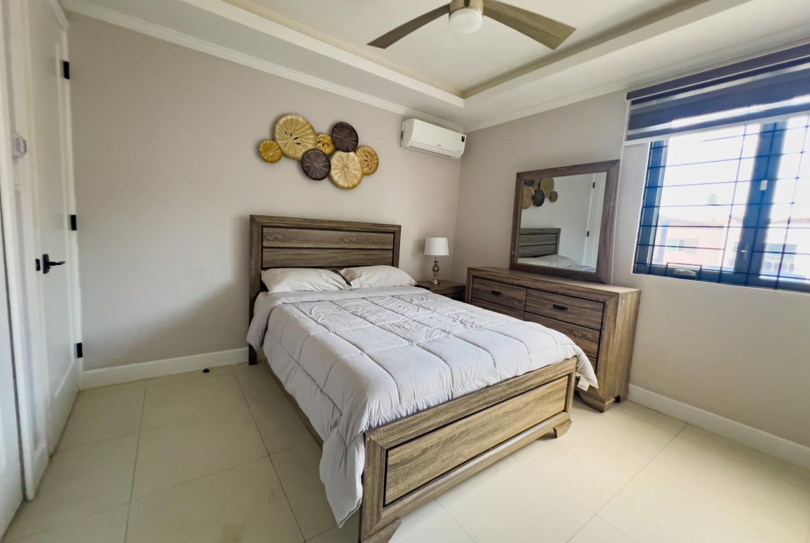 Fourteenth image of Th-13-27-29 Hopefield in Kingston 6, St. Andrew, Jamaica - property is For Rent