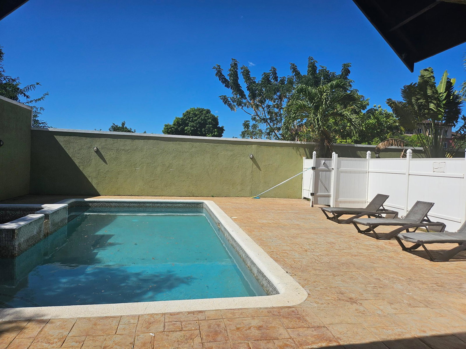 Thirtieth image of 21- Washington Drive in Kingston 10, St. Andrew, Jamaica - property is For Rent