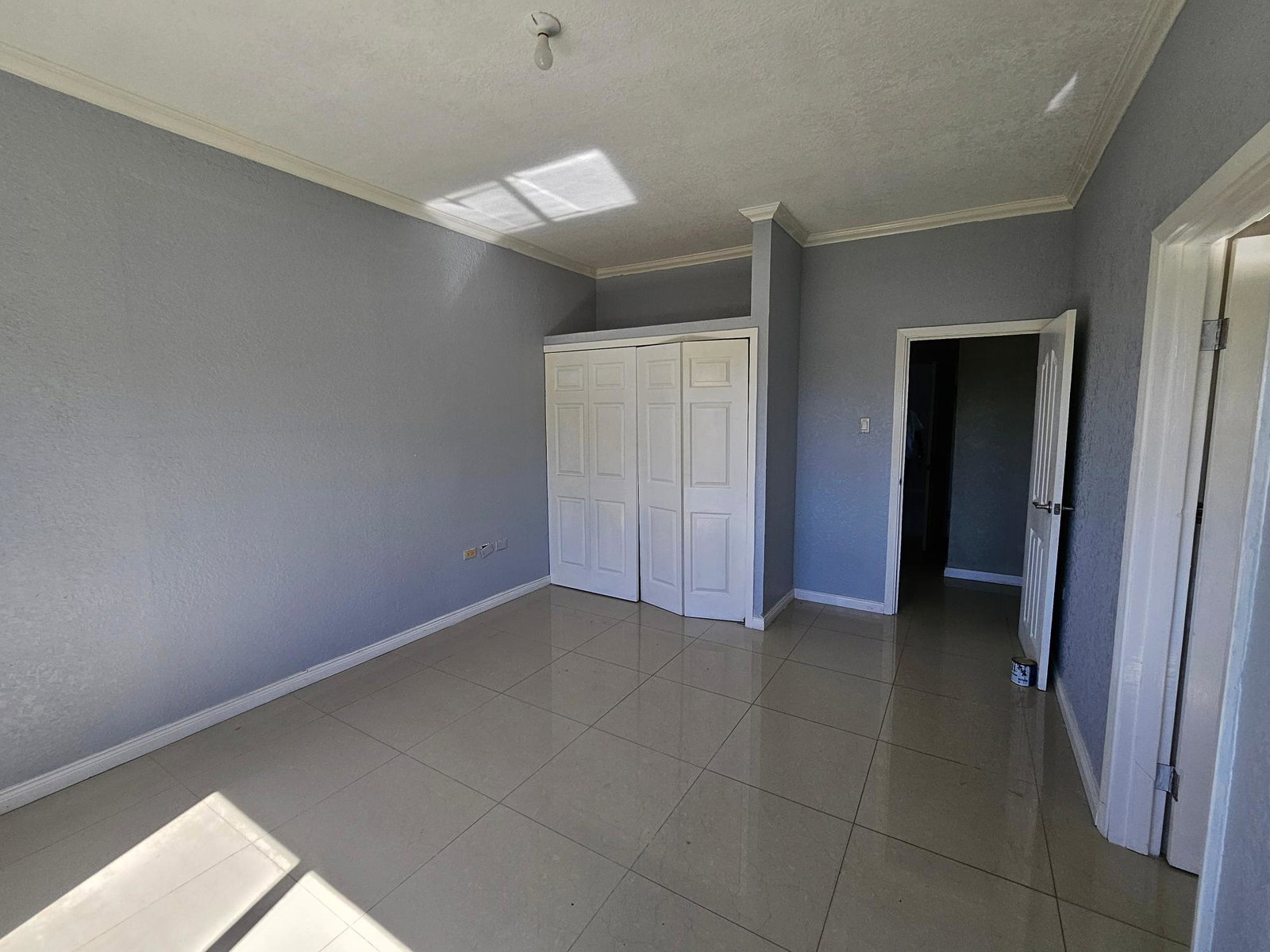 Seventh image of 21- Washington Drive in Kingston 10, St. Andrew, Jamaica - property is For Rent