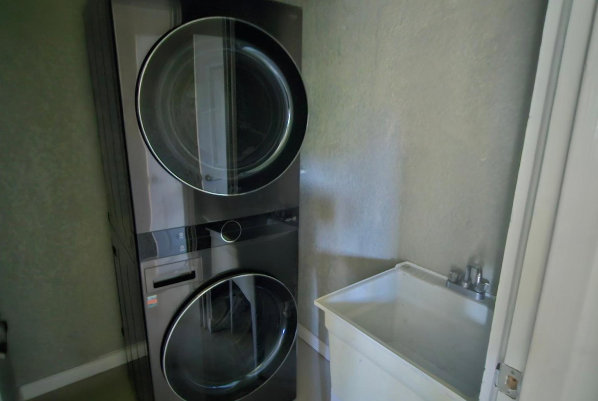 Tenth image of 21- Washington Drive in Kingston 10, St. Andrew, Jamaica - property is For Rent