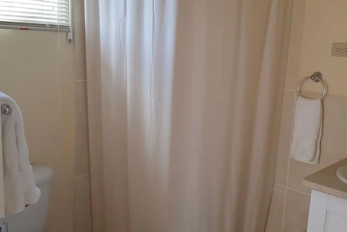 Sixteenth image of 699 Montego West Village in Fairfield, St. James, Jamaica - property is For Rent