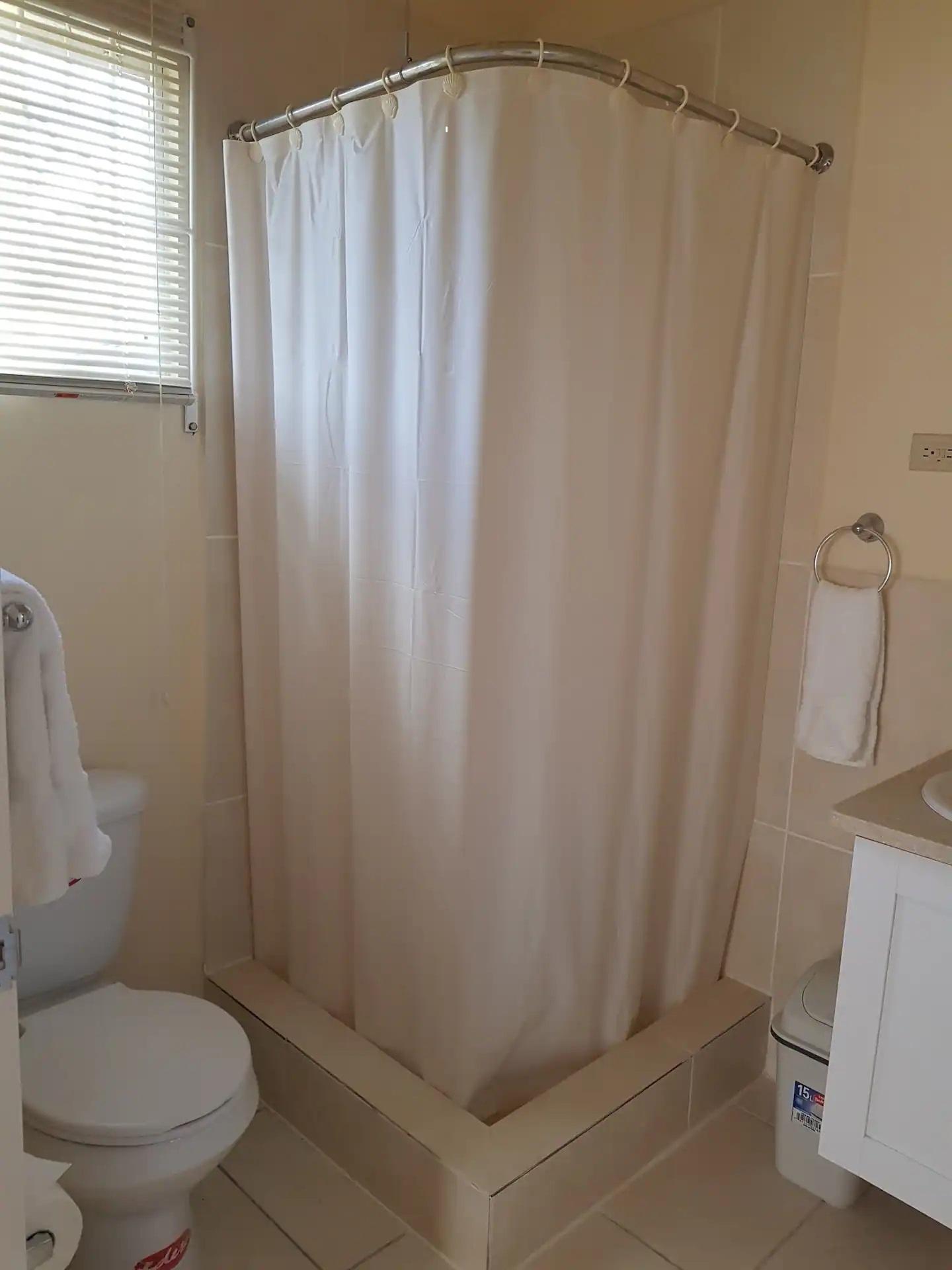 Sixteenth image of 699 Montego West Village in Fairfield, St. James, Jamaica - property is For Rent