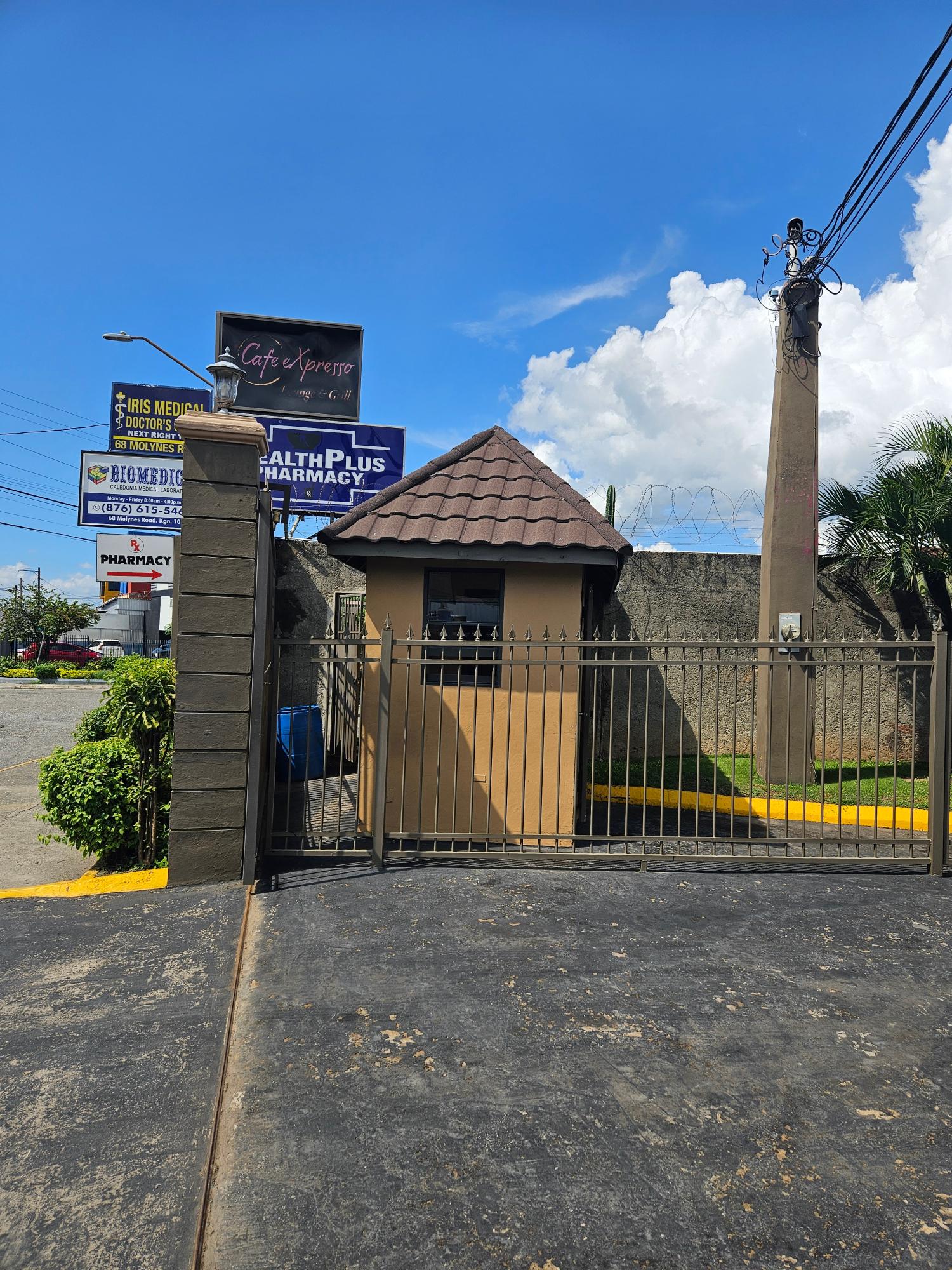 Premium-2200-Sq-Ft-Commercial-Space-for-Rent-in-St.-Andrew-Jamaica Fifth image of 2-64 Molynes Road in Kingston 10, St. Andrew, Jamaica - property is For Rent