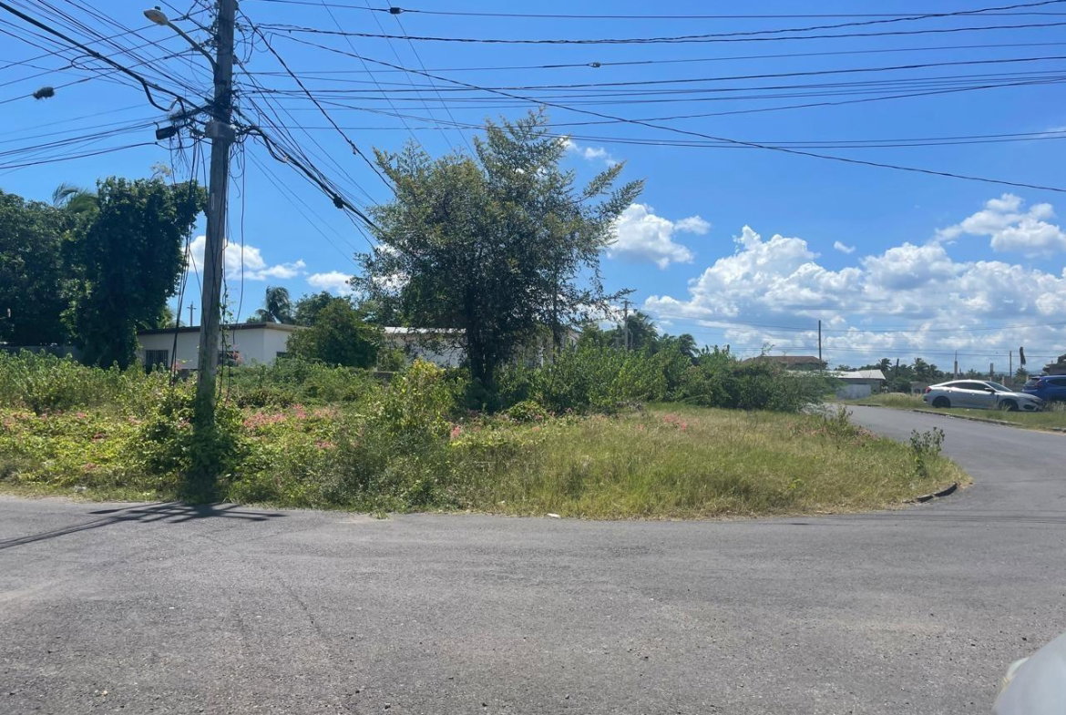 Fourth image of 7 Eddiston Blvd in Spanish Town, St. Catherine, Jamaica - property is For Sale