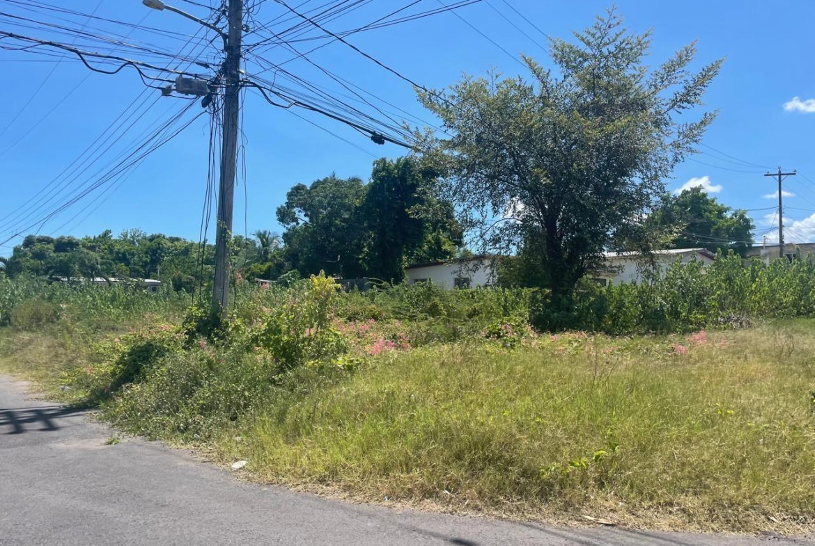 Fifth image of 7 Eddiston Blvd in Spanish Town, St. Catherine, Jamaica - property is For Sale