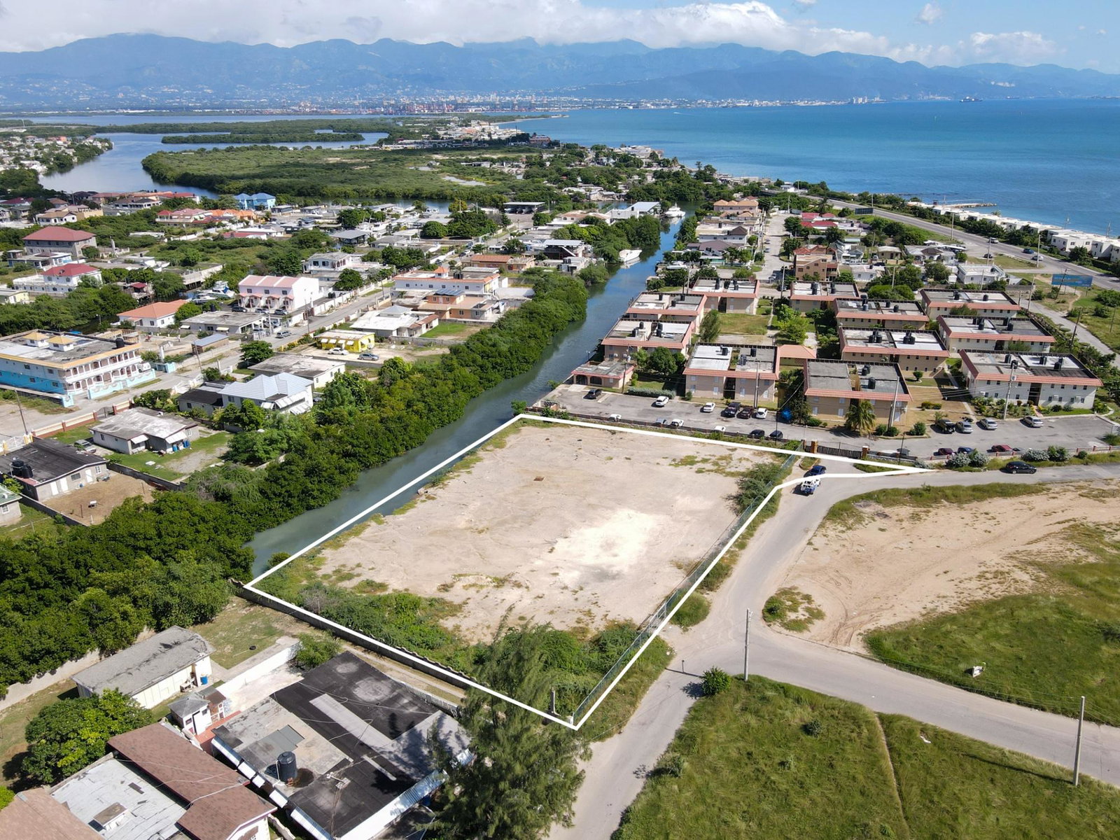 Seventeenth image of 148 a West Bay, Port Henderson in Port Henderson, St. Catherine, Jamaica - property is For Sale