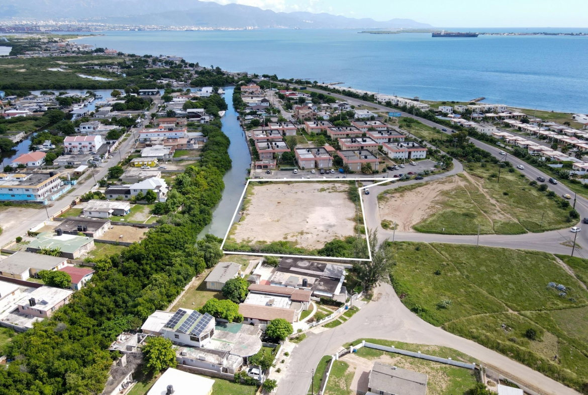 Fourth image of 148 a West Bay, Port Henderson in Port Henderson, St. Catherine, Jamaica - property is For Sale