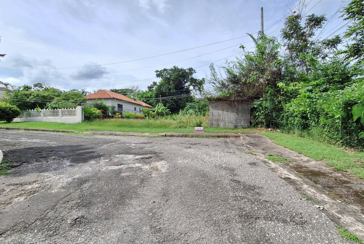 Second image of 12 Rova Avenue,vista Del Mar in Mammee Bay, St. Ann, Jamaica - property is For Sale