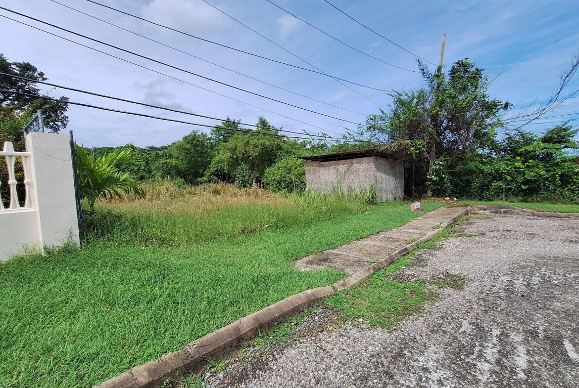 Third image of 12 Rova Avenue,vista Del Mar in Mammee Bay, St. Ann, Jamaica - property is For Sale