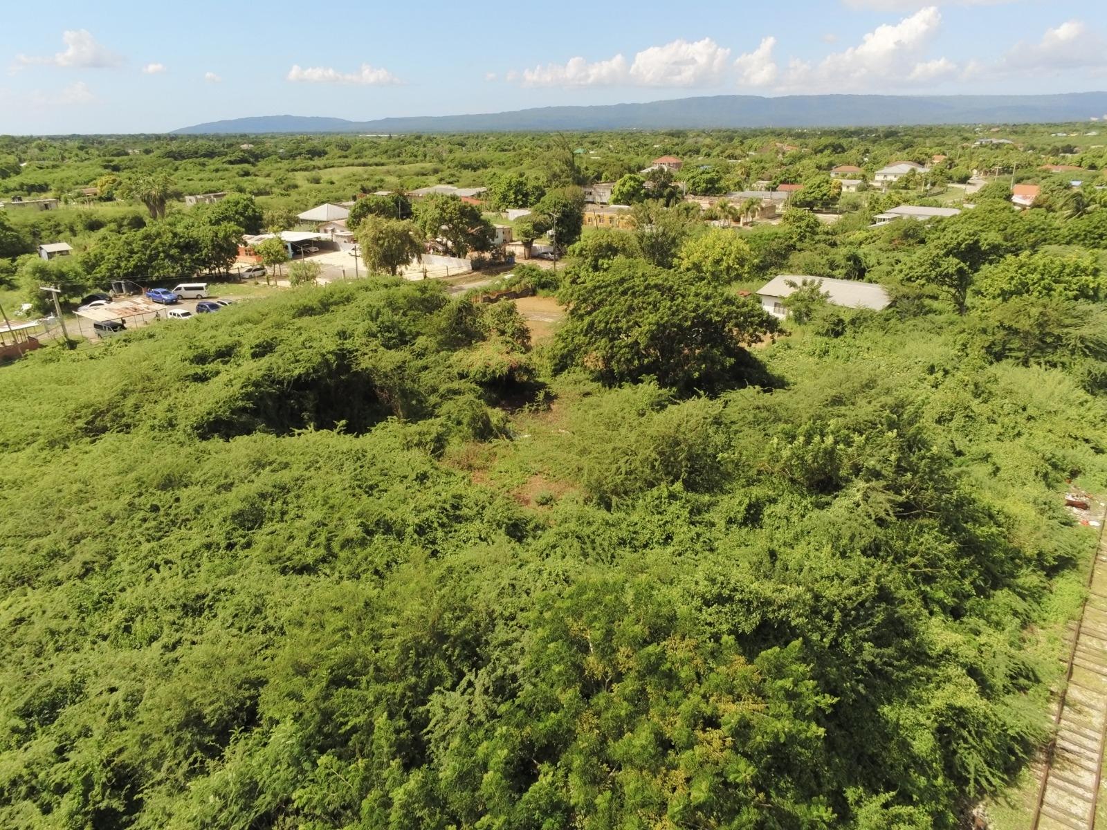 Thirteenth image of 26 & 27 Muirhead Road in May Pen, Clarendon, Jamaica - property is For Sale