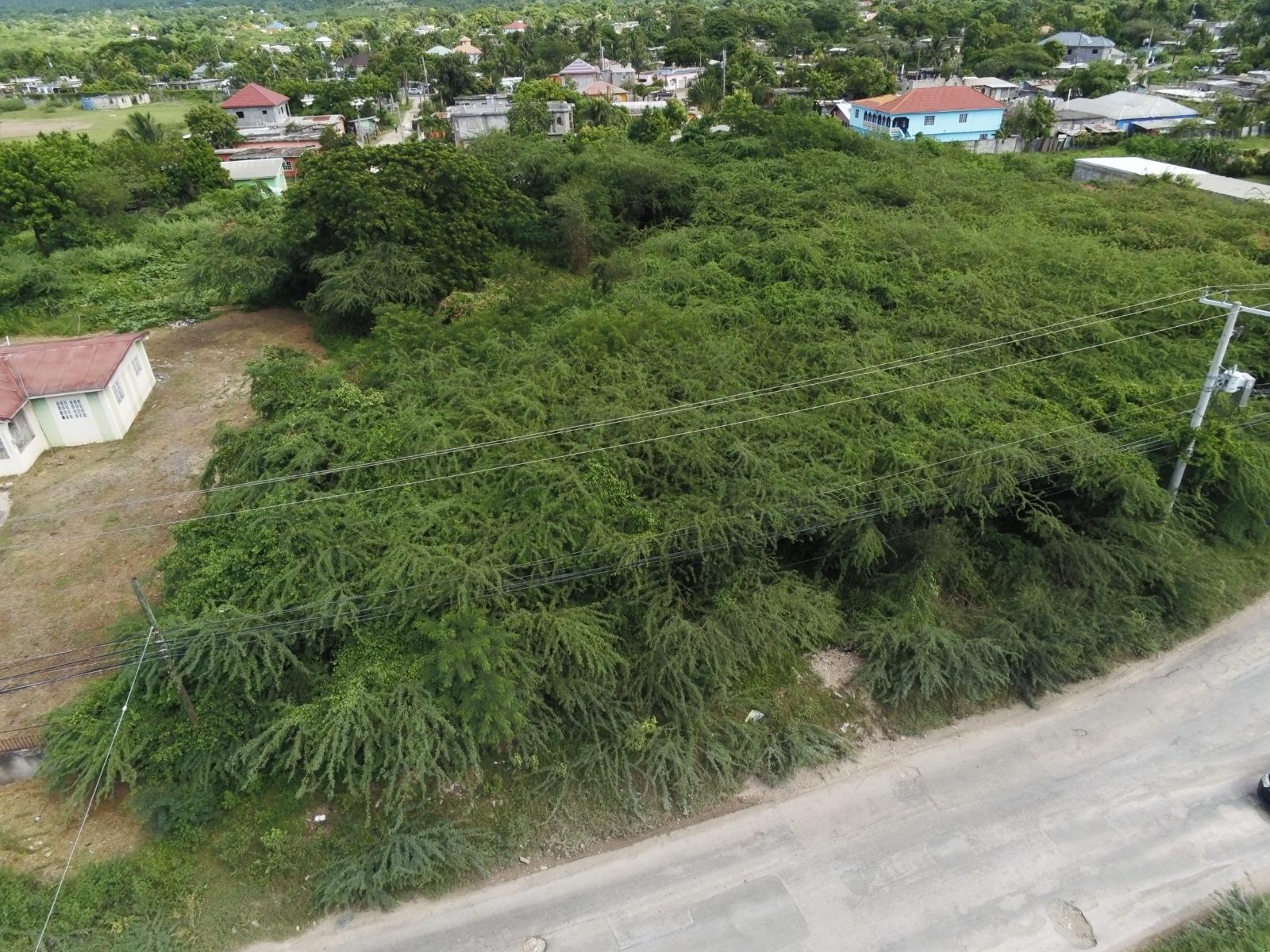 Seventh image of 26 & 27 Muirhead Road in May Pen, Clarendon, Jamaica - property is For Sale