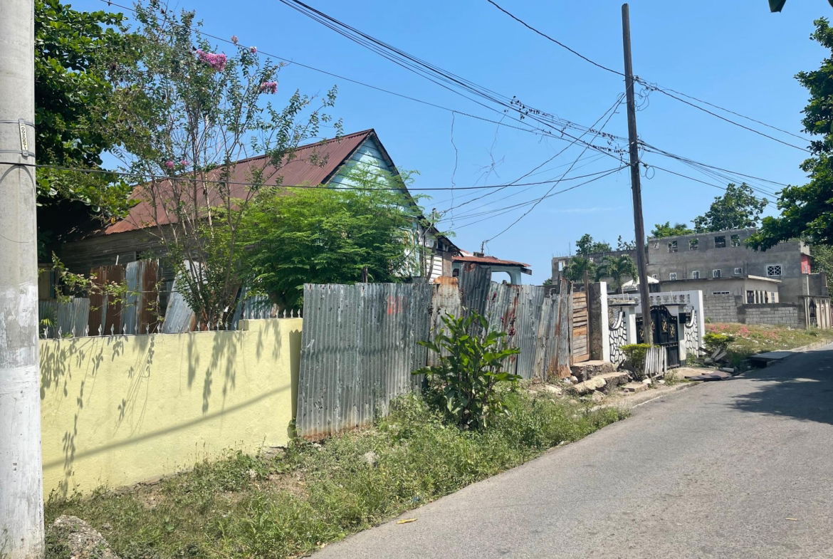 Fourth image of 27a Hanover Street in Spanish Town, St. Catherine, Jamaica - property is For Sale