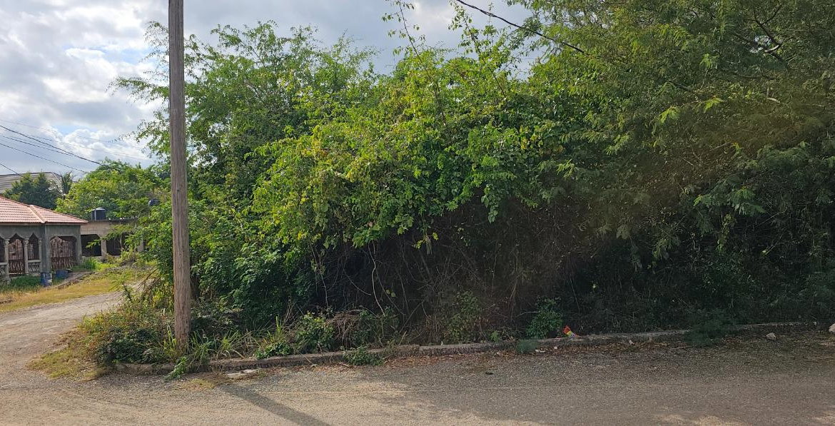 Second image of 274 Evans Avenue, St. John's in Spanish Town, St. Catherine, Jamaica - property is For Sale