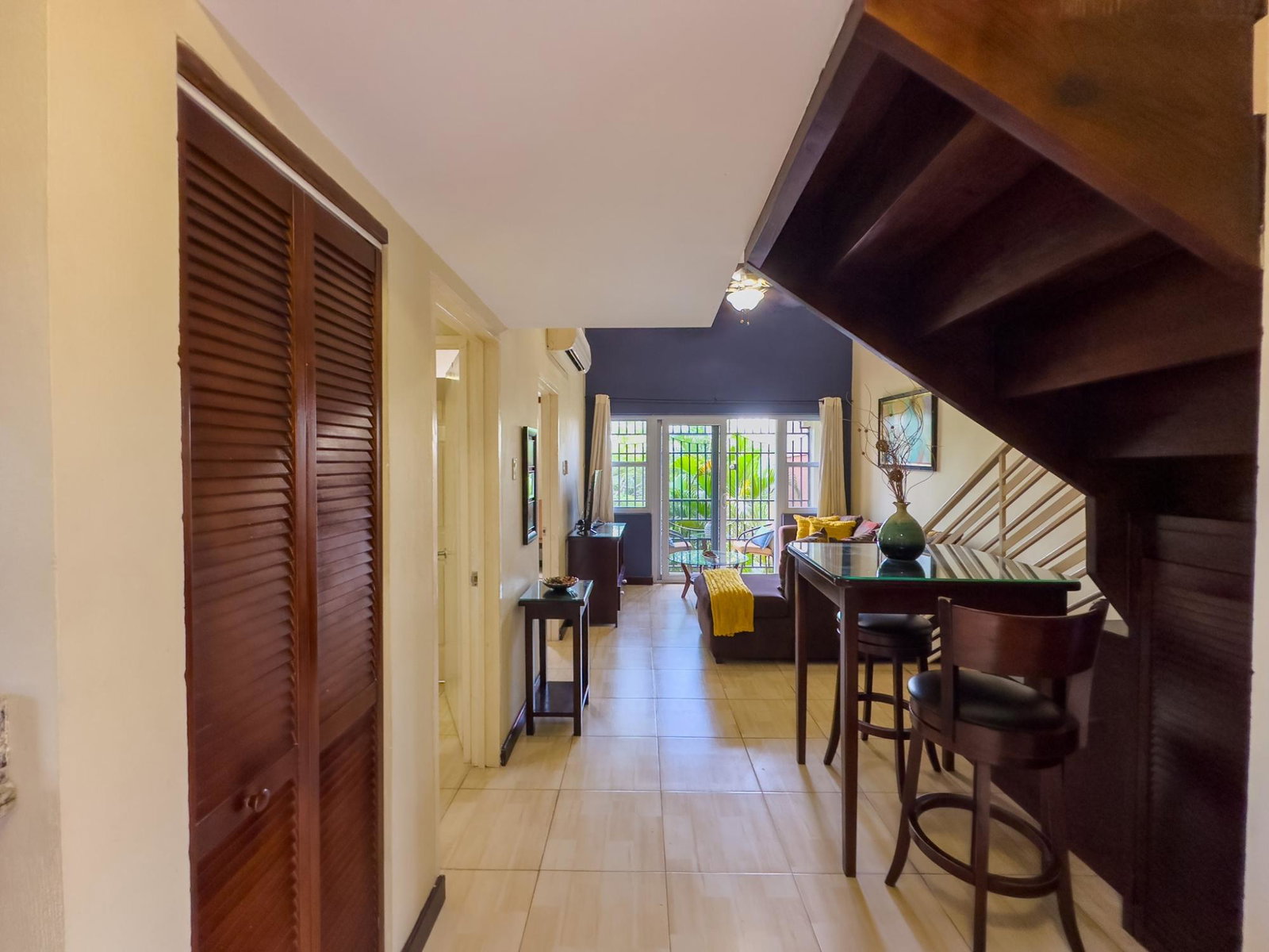 Sixth image of 5- 37 Linstone Crescent in Kingston 6, St. Andrew, Jamaica - property is For Rent