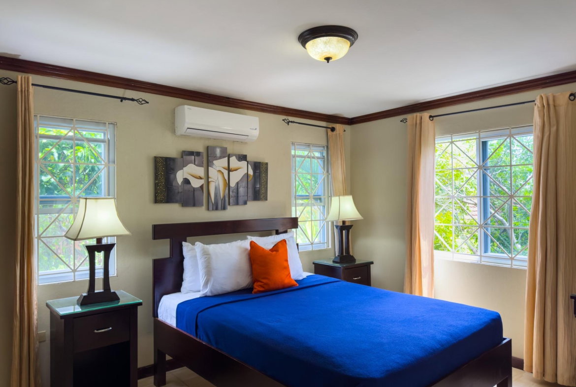 Ninth image of 5- 37 Linstone Crescent in Kingston 6, St. Andrew, Jamaica - property is For Rent