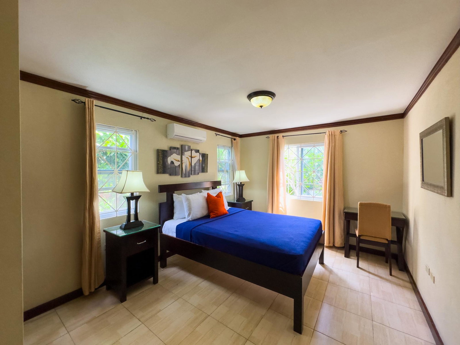 Tenth image of 5- 37 Linstone Crescent in Kingston 6, St. Andrew, Jamaica - property is For Rent
