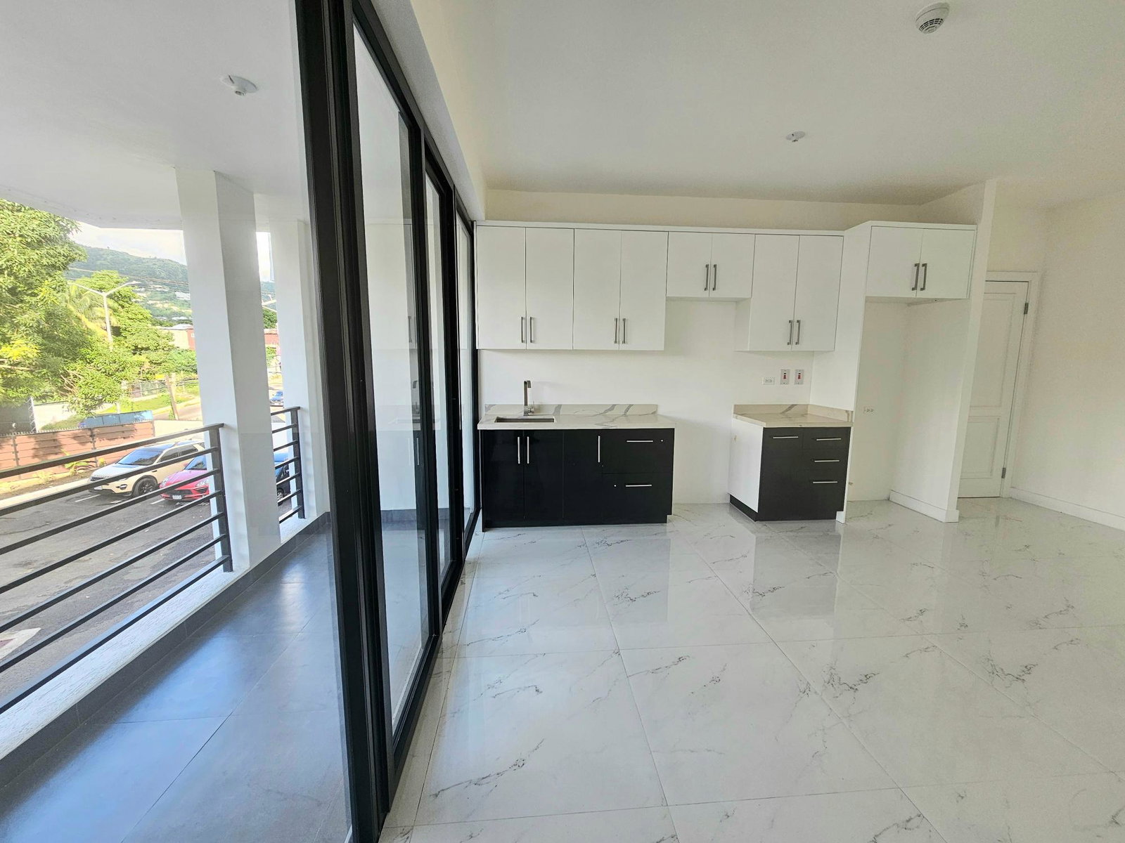 Spacious-1-Bedroom-Apartment-for-Rent-in-Kingston-8-Barbican-Area Second image of 5-37 Hibiscus Drive in Kingston 8, St. Andrew, Jamaica - property is For Rent
