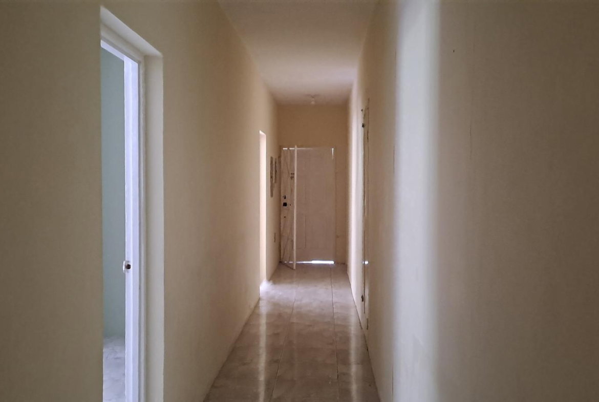 Seventeenth image of West Oakridge in Kingston 8, St. Andrew, Jamaica - property is For Rent