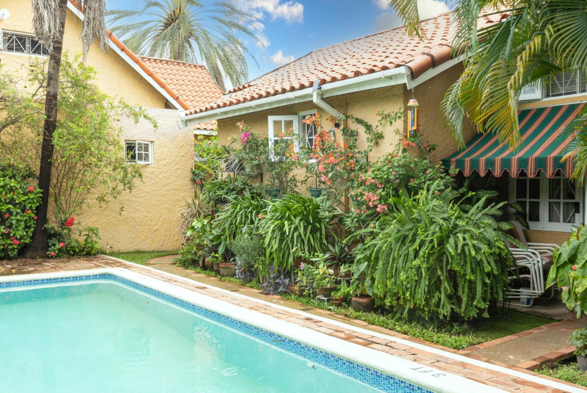 Eleventh image of 2-3 Hillcrest Avenue in Kingston 6, St. Andrew, Jamaica - property is For Sale