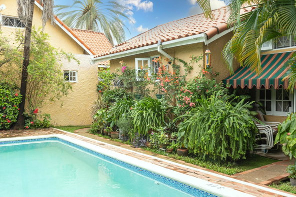 Eleventh image of 2-3 Hillcrest Avenue in Kingston 6, St. Andrew, Jamaica - property is For Sale