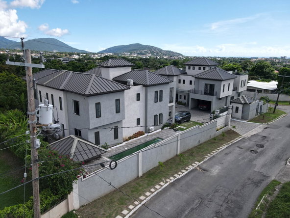 Seventeenth image of 4-1 Russell Heights in Cherry Gardens, St. Andrew, Jamaica - property is For Rent