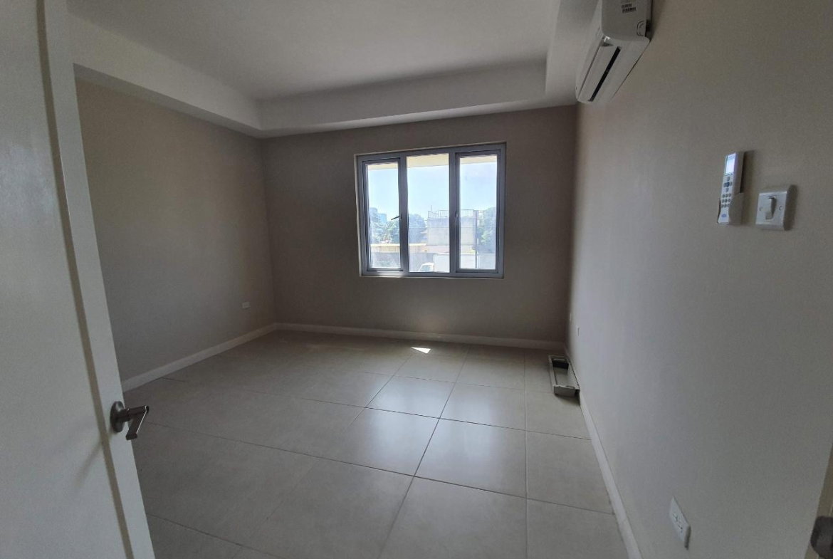 Seventh image of 5-7 Comlin Bank Road in Kingston 5, St. Andrew, Jamaica - property is For Rent