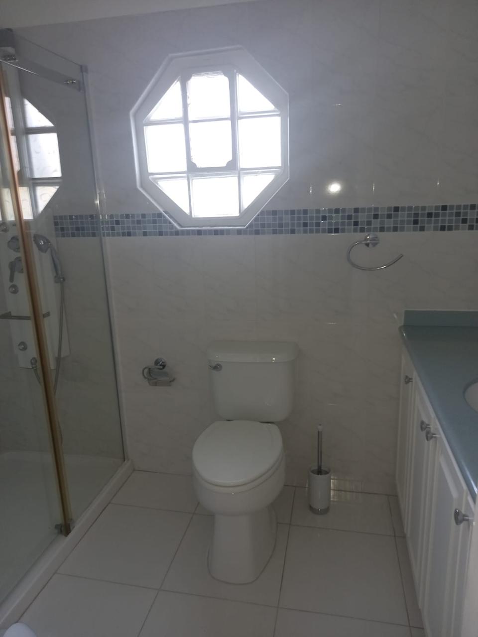 Eleventh image of Apt 101c-14 Kingsway Avenue, Kingston in Kingston 10, St. Andrew, Jamaica - property is For Rent