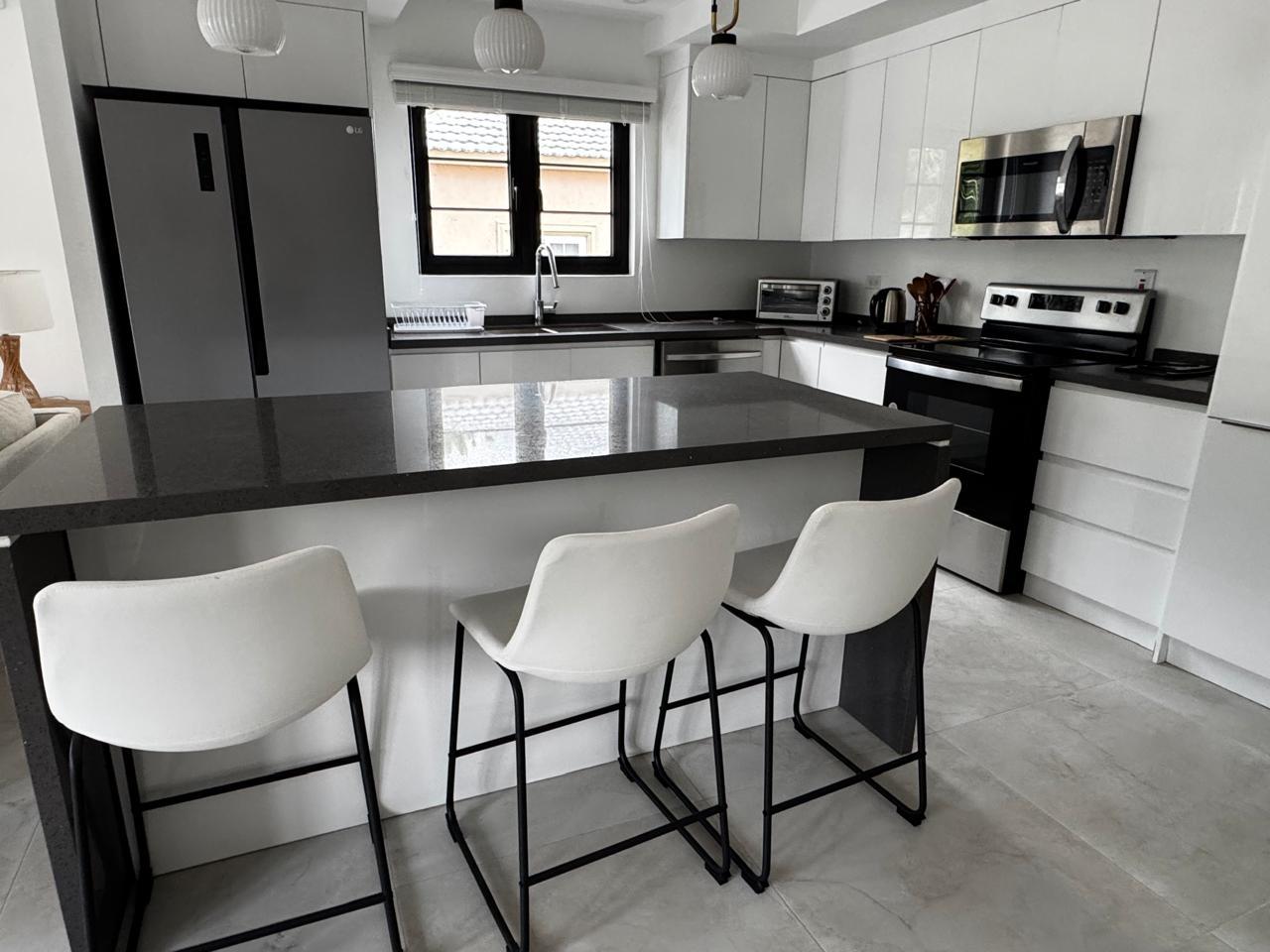 Spacious-2-Bedroom-Apartment-for-Rent-in-Kingston-Jamaica Fifth image of 83 Shortwood Road in KINGSTON, Kingston, Jamaica - property is For Rent