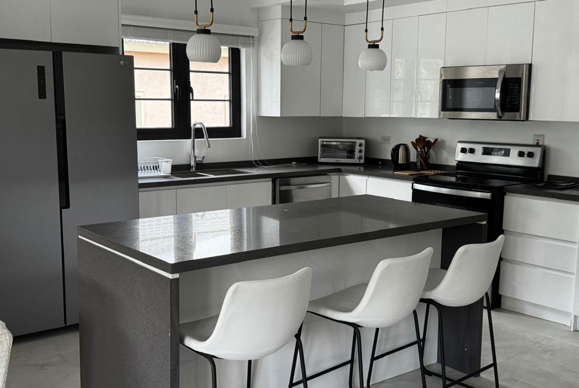 Ninth image of 83 Shortwood Road in KINGSTON, Kingston, Jamaica - property is For Rent