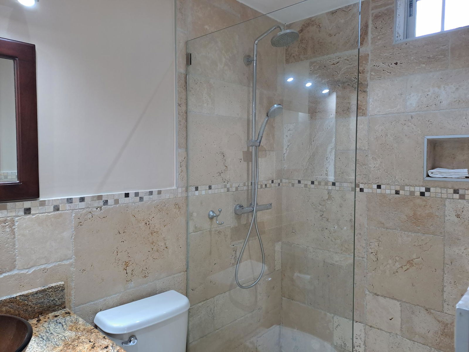 Eleventh image of Abbey Court, Trafalgar rd in Kingston 10, St. Andrew, Jamaica - property is For Rent