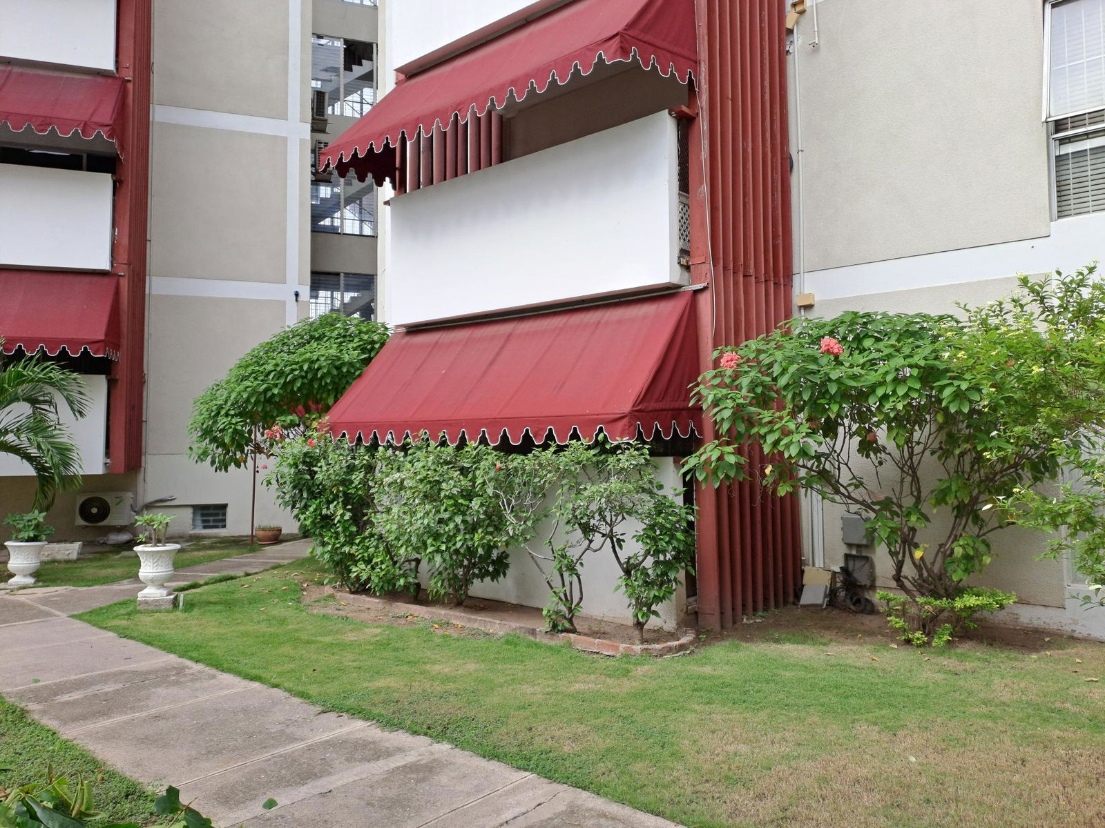 Fourth image of Abbey Court, Trafalgar rd in Kingston 10, St. Andrew, Jamaica - property is For Rent