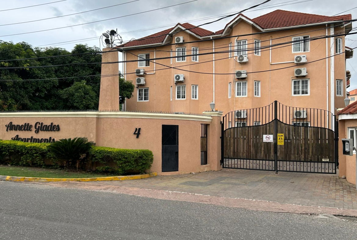 First image of 8b-4 Annette Crescent in Kingston 10, St. Andrew, Jamaica - property is For Rent