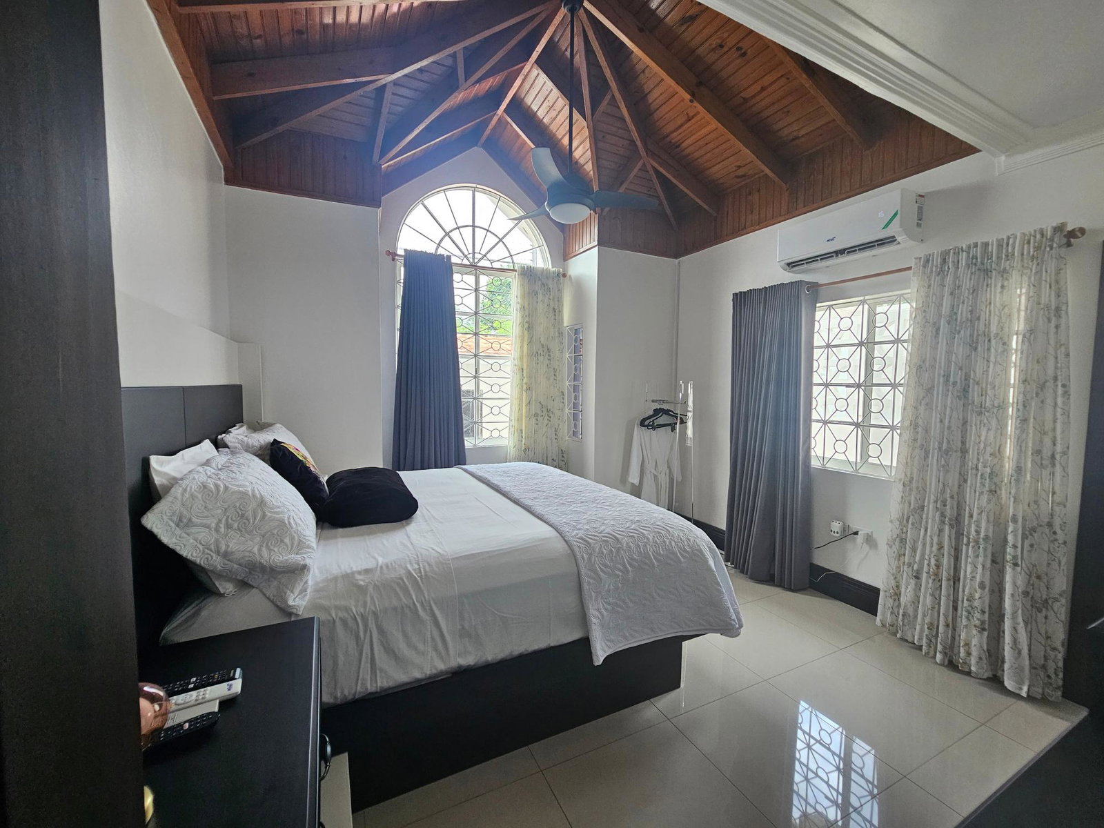 Eleventh image of 543 Arcadia Avenue in Westgate Hills, St. James, Jamaica - property is For Rent