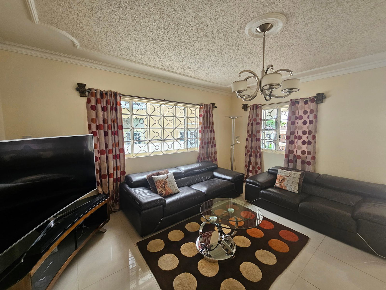 Fourteenth image of 543 Arcadia Avenue in Westgate Hills, St. James, Jamaica - property is For Rent