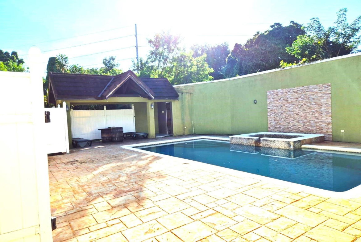 Thirteenth image of 9-3 Washington Drive in Kingston 10, St. Andrew, Jamaica - property is For Sale